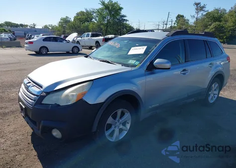 2013 Subaru Outback 2.5I Premium z USA, uszkodzony, nr VIN 4S4BRBCCXD3222299